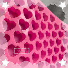 Load image into Gallery viewer, Mini Hearts Mold